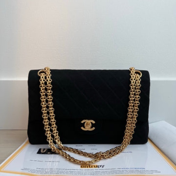 CHANEL CLASSIC FLAP BAG (AUTHENTIC) - Picture 15 of 16